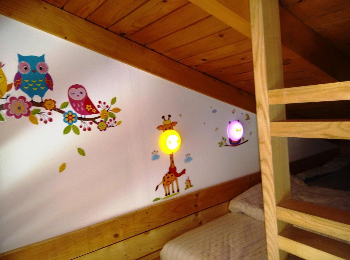 La Livada Villa Valea Danului Kültér fotó