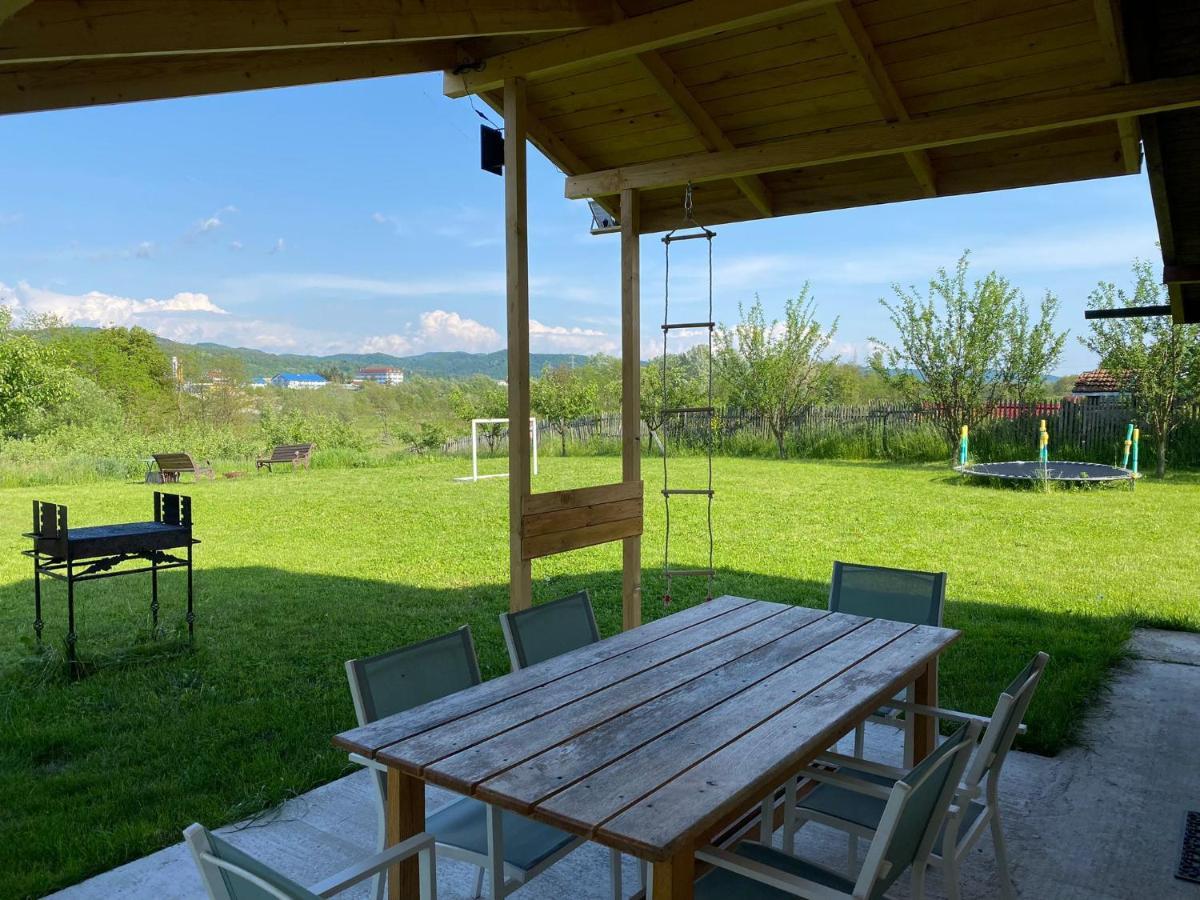 La Livada Villa Valea Danului Kültér fotó