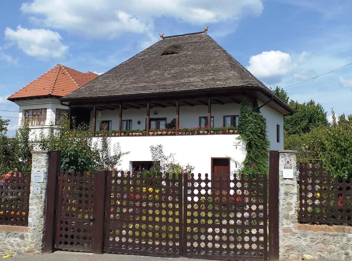 La Livada Villa Valea Danului Kültér fotó